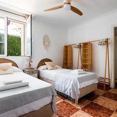 Sa Moreneta By Escape